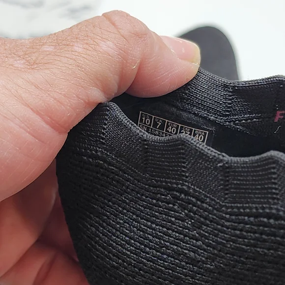 Skechers Black Women's Flats - Picture 6 of 6